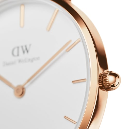[Official Shop/2-Year Warranty/Authentic Import] Daniel Wellington DW Women's Petite Melrose 32mm Watch, Stylish, Popular, Cute, Simple Mesh Watch, Pe