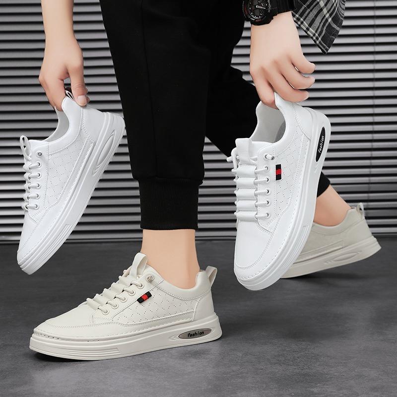 Mode Herren Freizeitschuhe aus Leder Sommer Neuer Trend Vielseitige Lässige Sportliche Board-Schuhe Herren Mode Luxus Herren Sneaker Zapatos De Hombre