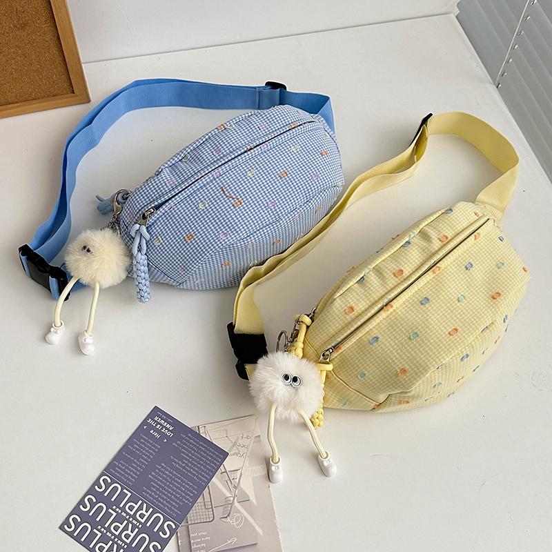 Dámská crossbody taška, sportovní náprsní taška, barevné bloky, ledvinka