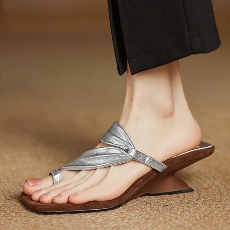 Mode High Heels Damen Elegante Slipper Mode Zehenstegsandalen Designer Pumps Neue Schuhe mit Absatz 2025 Sommer Damen Pantoletten Zehentrenner