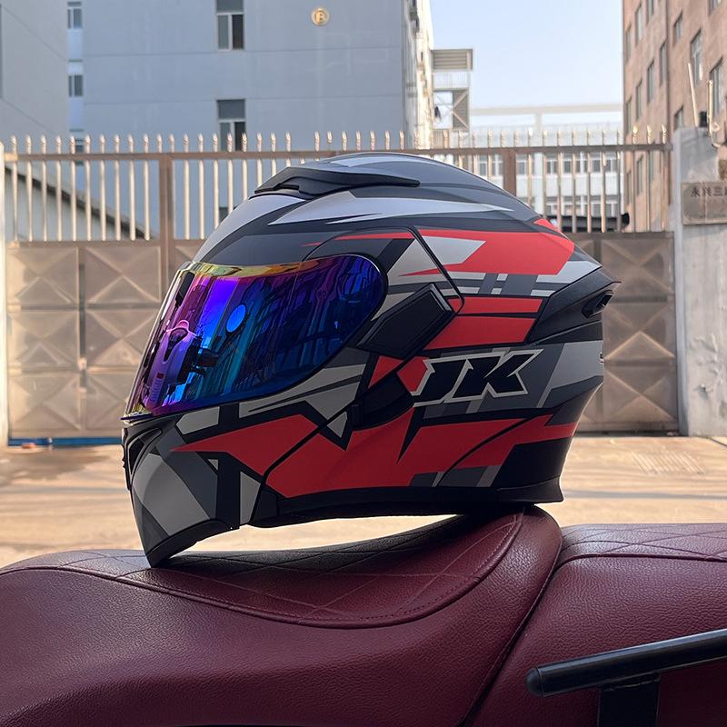 Motorcycle helmets Men's and women's locomotive full helmets Bluetooth peel-off helmets Electric vehicle helmets