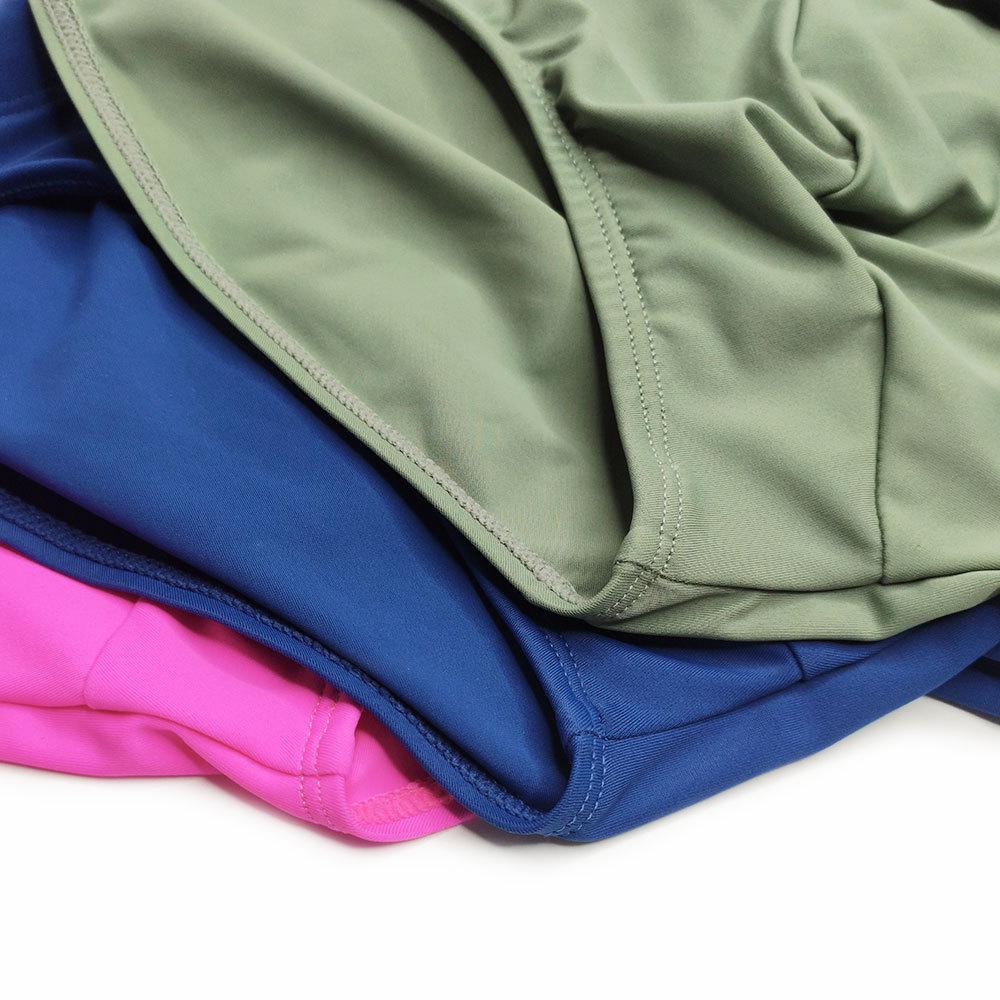 Pánské minimalistické trojúhelníkové plavky jednobarevné