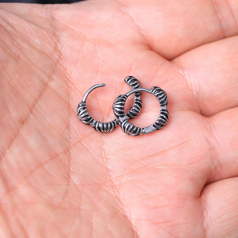 Simple Punk Round Flower Round Earrings Stainless Steel Fashion Classic Geometric Stud Ear Jewelry Party Gifts For Women Men