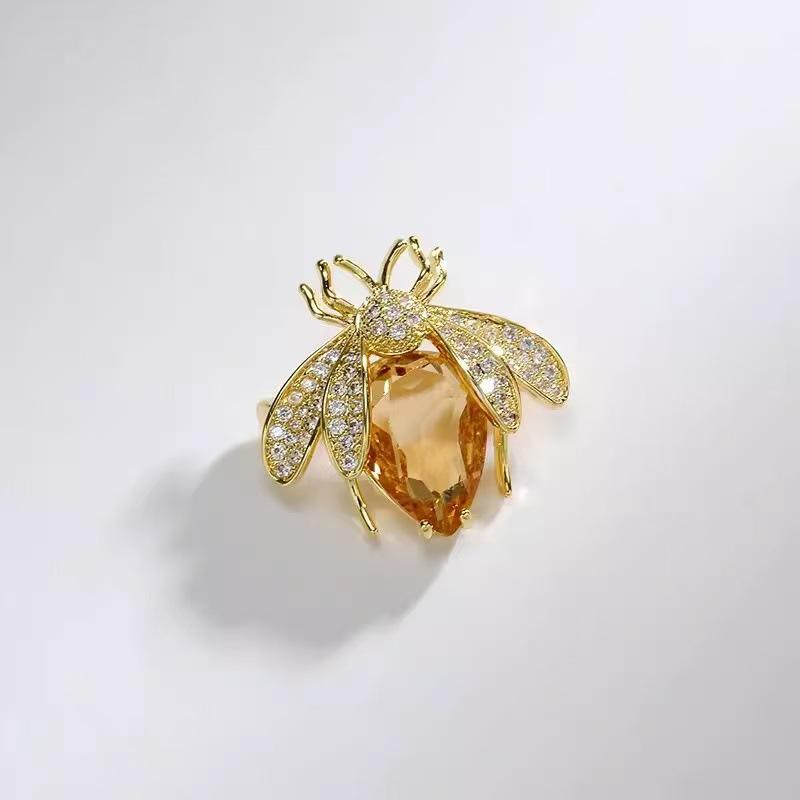 Bee Shaped Brooch Pin with Crystal Detailing for Unisex Apparel Accessories for Coats Jackets Shirts Sweaters Bags