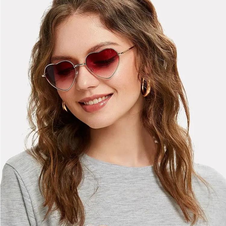 Vintage Heart Sunglasses Women Brand Designer Candy Color Gradient Sun Glasses Outdoor Goggles Party Lentes Mujer