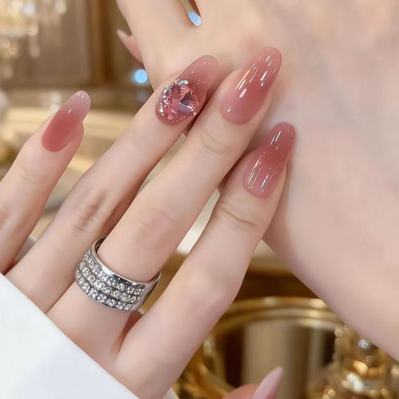 Atmosphere Plum 2025: Chic Autumn/Winter Gradient Blush Nails - High-Grade Skin-Brightening Style. XS (For small nail beds or petite individuals)