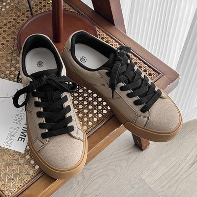 Încălțăminte pentru femei – Adidași