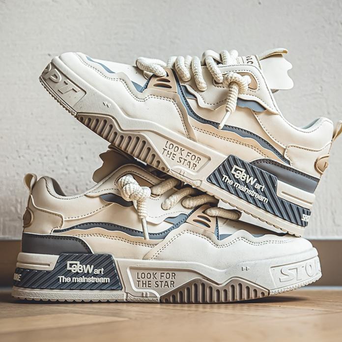 Internet Celebrity Hot Men's Shoes Summer 2025 New Versatile Thick Soled Casual Flat Shoes Anti Slip Youth Sports Trendy Shoes