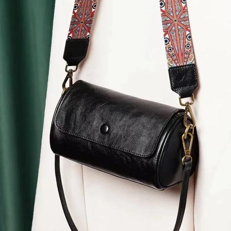 Cylindrical Pillow Genuine Leather Women's Handbag, Underarm Bag Fashiable Versatile Women's Commuting Shoulder Crossbody Bag