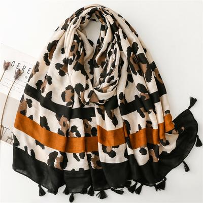Women's Retro Scarf, Leopard Print Silk Scarf, Warm Fringed Shawl Accessories
