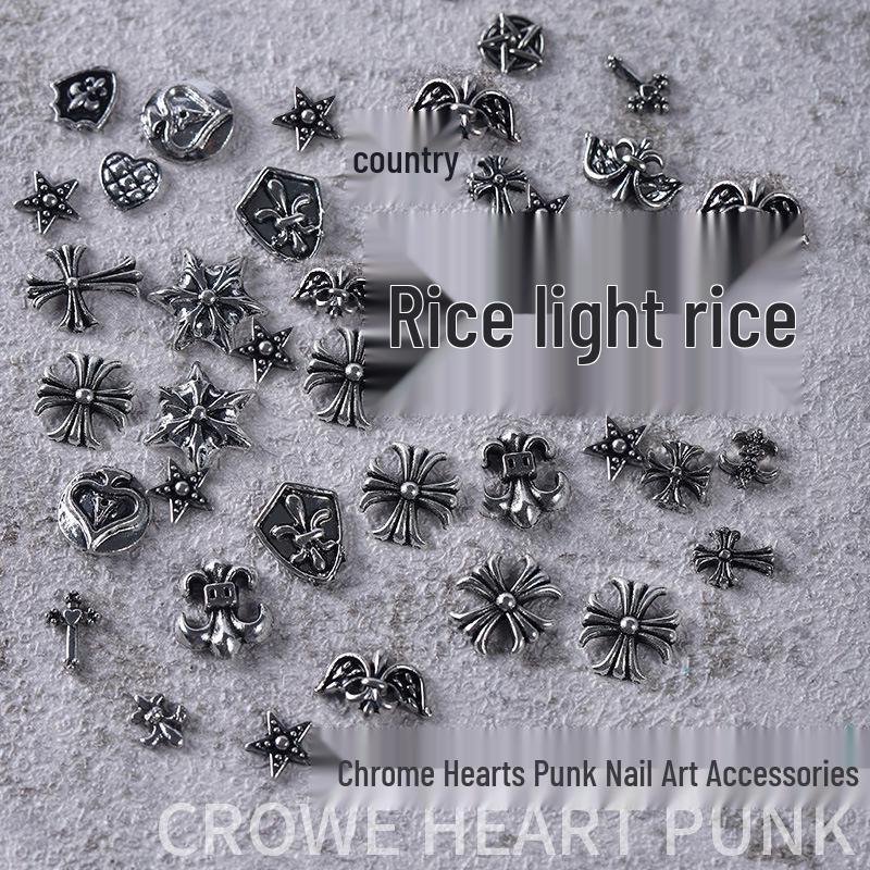 

Стразы для нейл-арта Chrome Hearts Punk Cross - Набор из 5 штук