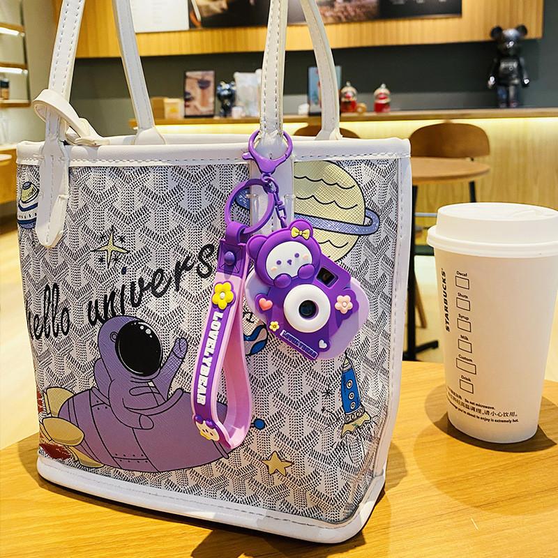 Fun And Whimsical Bear Camera Keychain Pvc Zinc Alloy Keyring Backpacks For