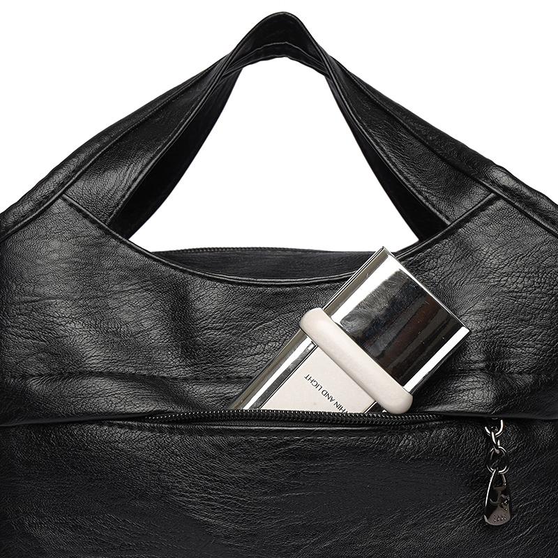 Retro Large Capacity Shoulder Bag Solid Color Messenger Bag PU Commuter Bag