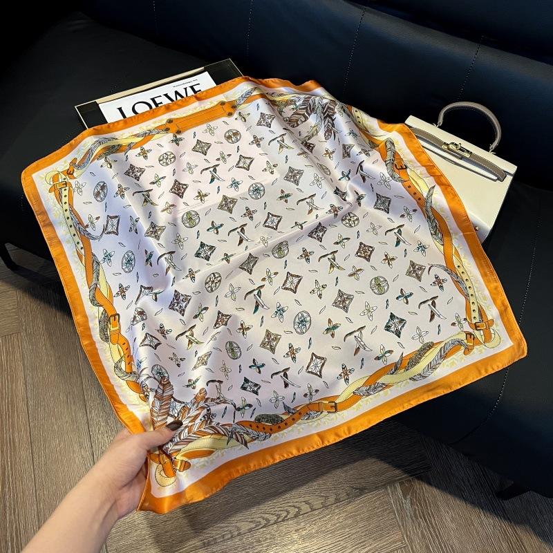 New silk scarf women's fashion versatile high-end small square scarf Korean version neck protection scarf spring and autumn retro scarf binding bag