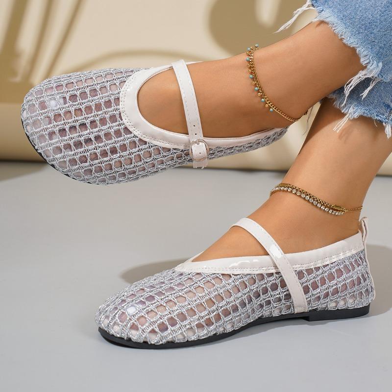 Summer Mesh Woven Flat Shoes for Women Round Toe Shallow Mouth Buckle Strap Casual Outdoor Dress Sandals