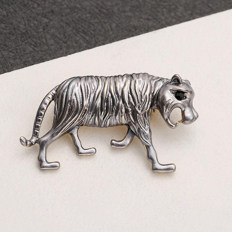 Retro Brošňa Tiger a Leopard - Kreatívny Zliatinový Odznak na Ozdobu Košele