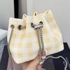 High-end niche design bag women's 2025 new Korean version fashion plaid bucket bag foreign style shoulder messenger bag