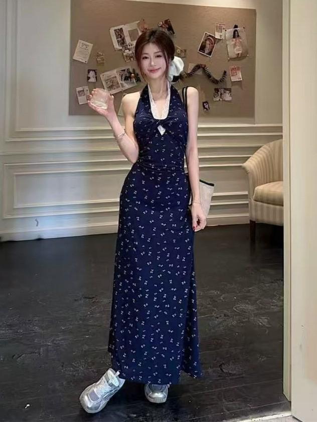 French temperament neck floral dress dress women's summer seaside beautiful lace splicing waist A-shaped dress long dress