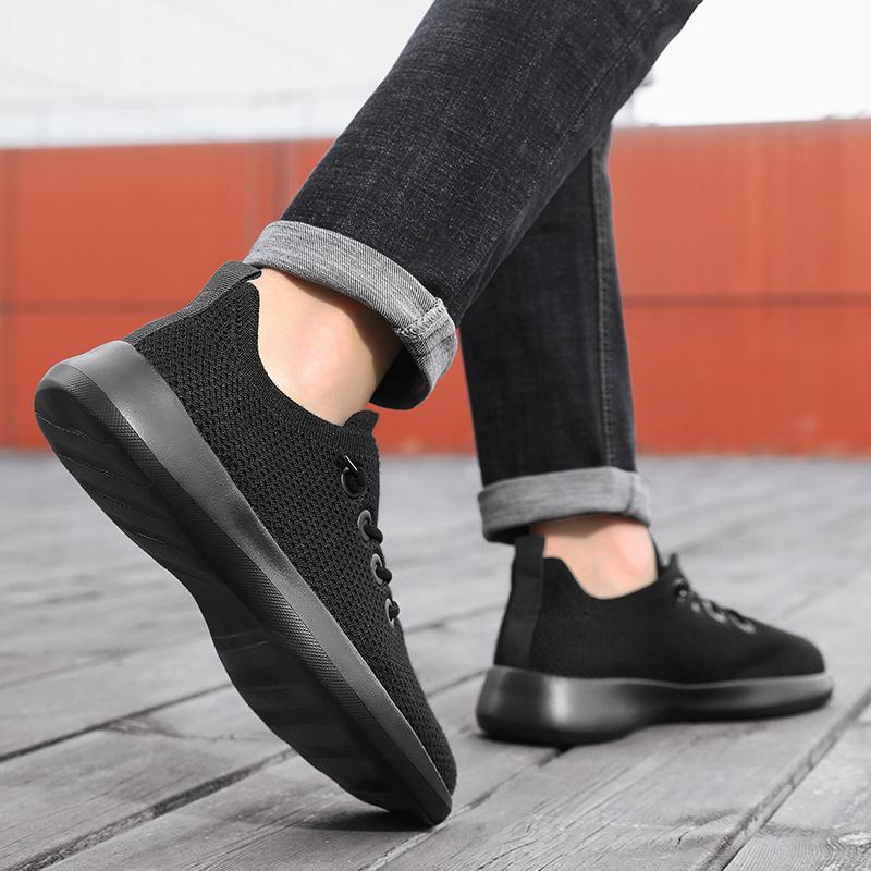 Fashion Simple Wide Footed Men and Women Universal Mesh Breathable Sports Shoes Lightweight Casual Flat Shoes Summer Cool Walking Shoes