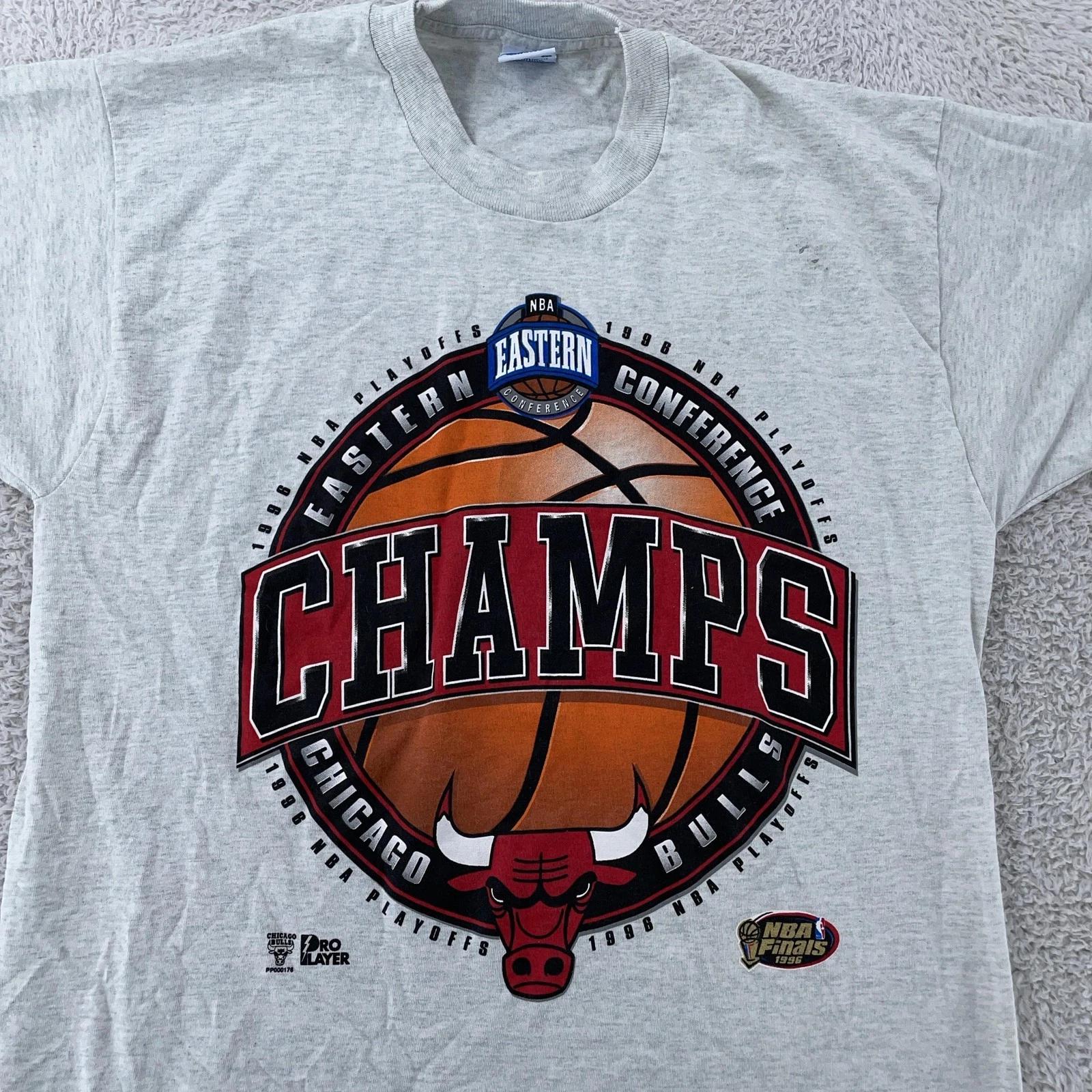 

Vintage 1996 Chicago Bulls T-Shirt M/L NBA Eastern Conference Champs Salem 90s L