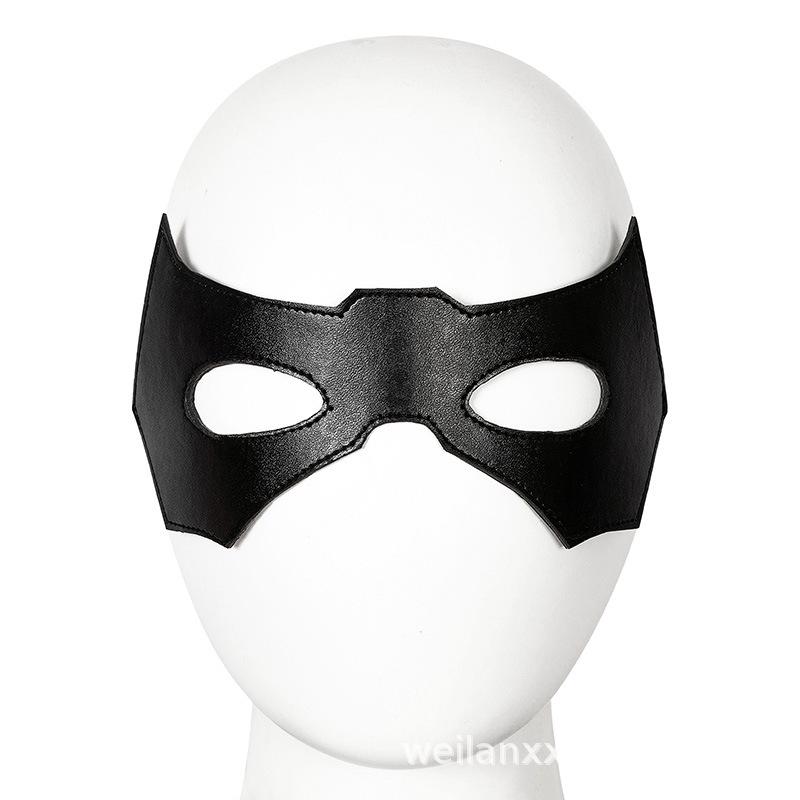 Доступный: Хэллоуинская маска для глаз Бэтмена-супергероя для косплея, европейский и американский стиль