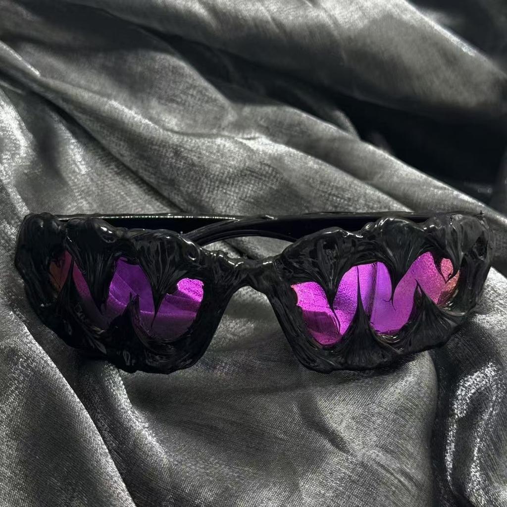 Unisex Halloween Dekoratív Szemüveg Sötét Széria Cseppentő Napszemüveg Cápa Fogak Avantgárd Szemüveg