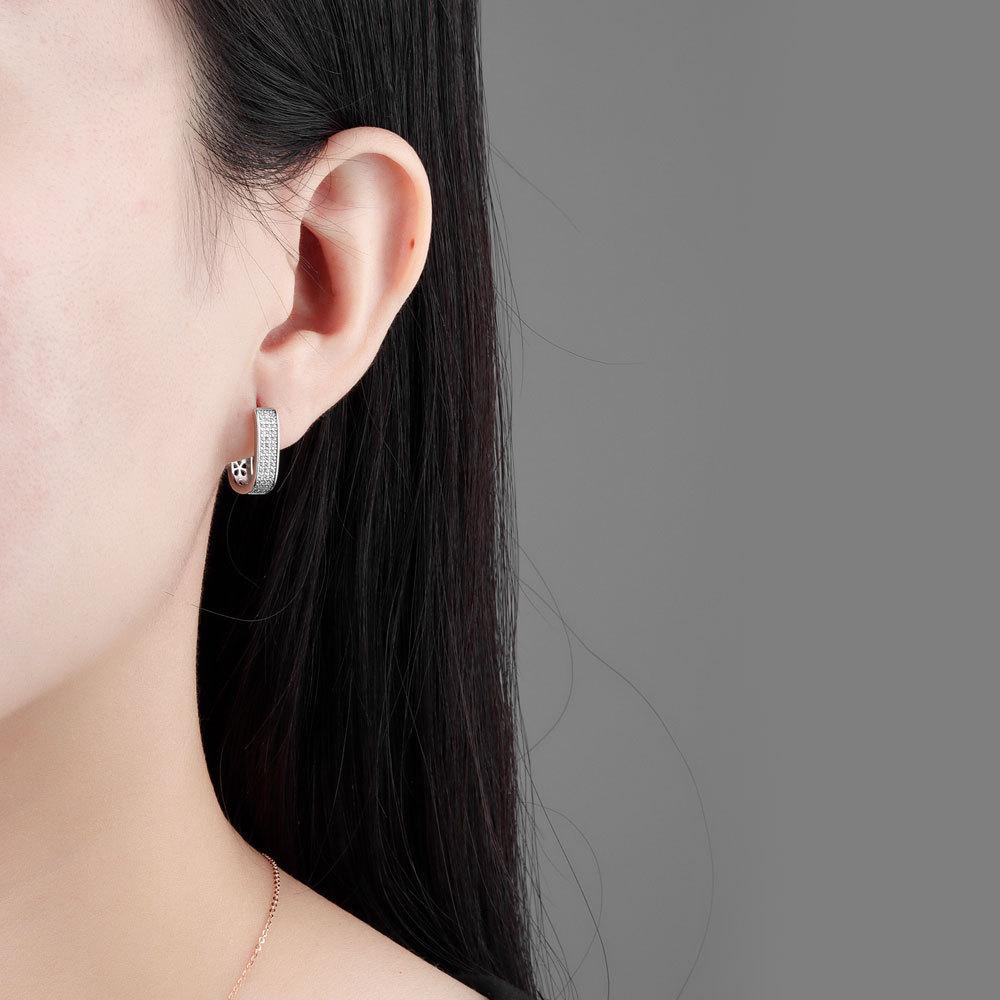 Stylish Geometric Earrings For Women Minimalist Personalized Temperament Jewelry Exquisite Small Accessories