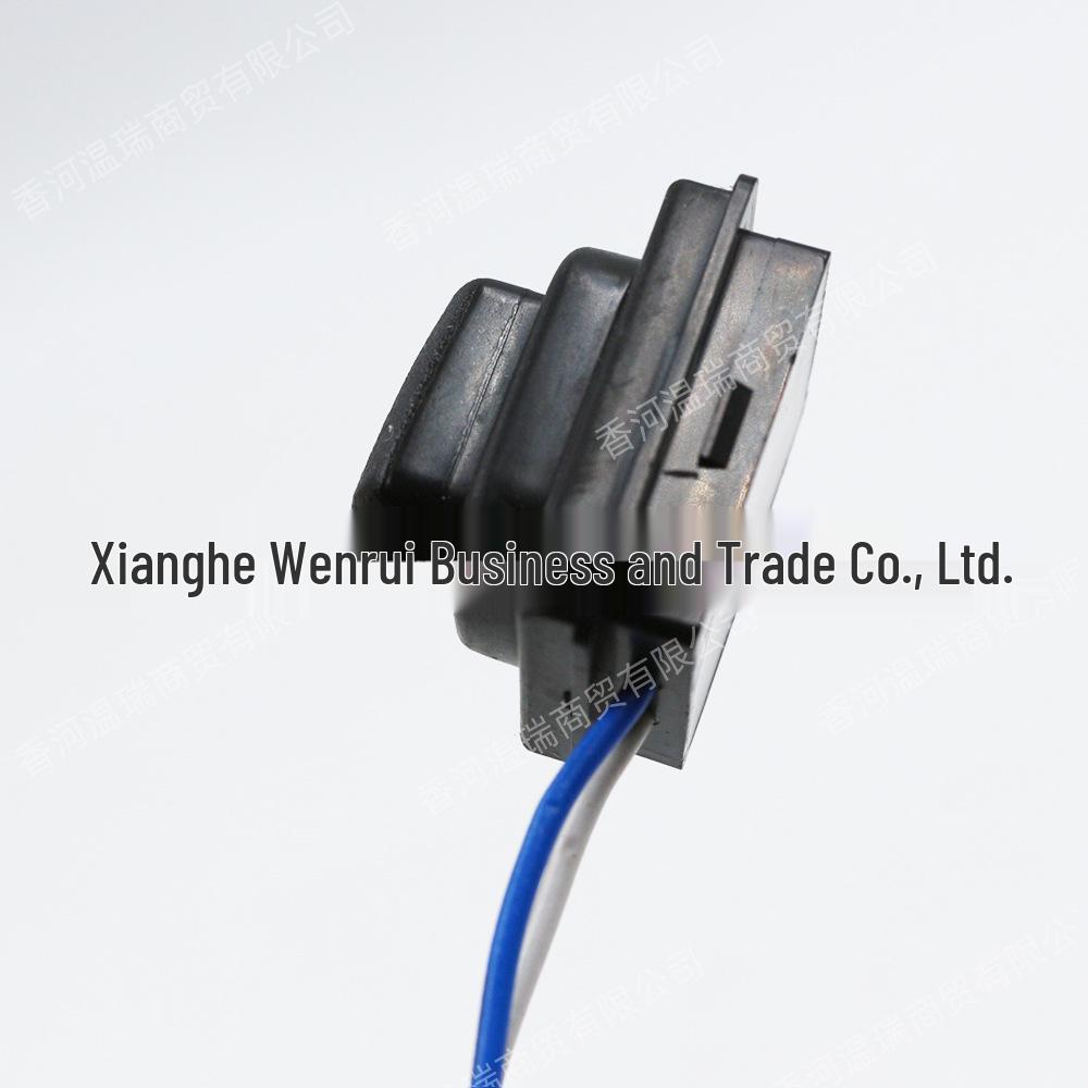 The 82651G5000 is compatible with the NIRO and serves as an outer door handle button.