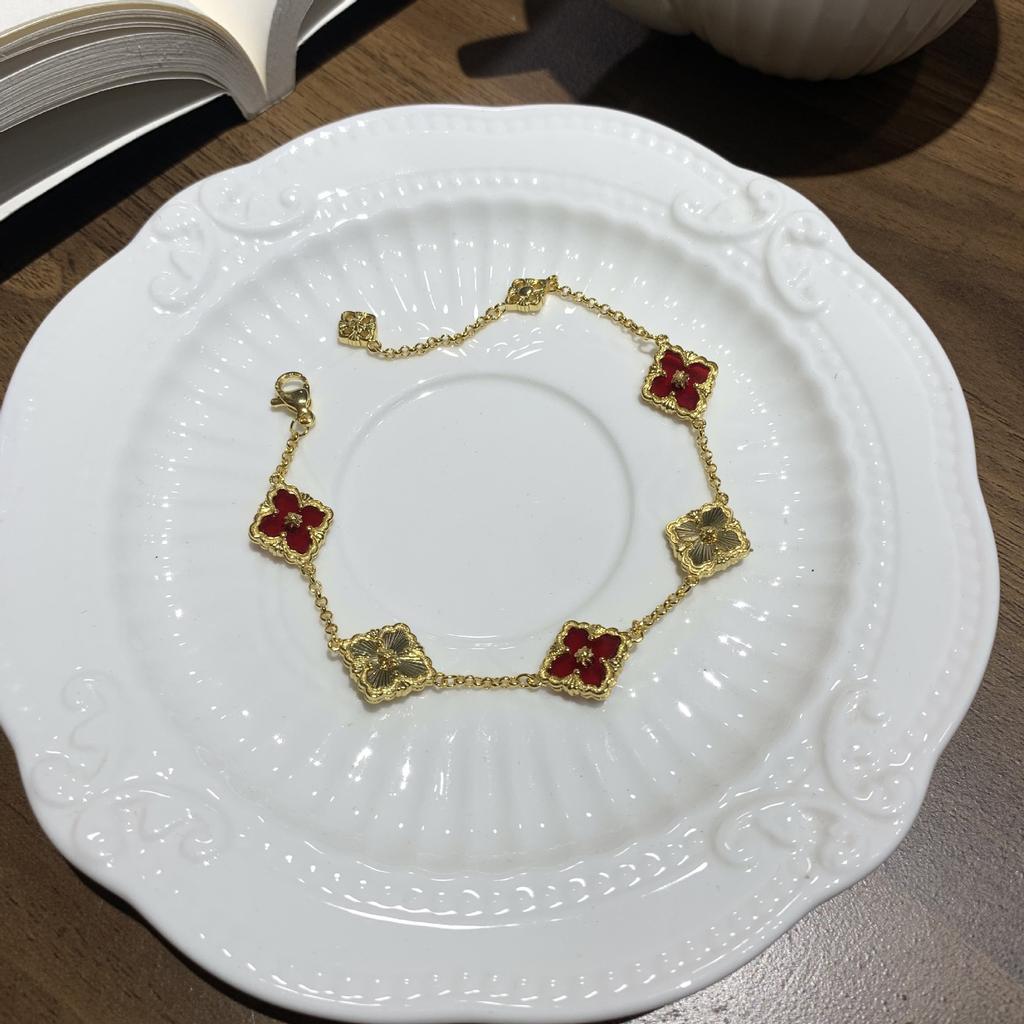 Buqi Latti Italienisch Gebürstet Mini Klein Vierblättriges Kleeblatt Fünfblättrig Laser Armband Damen Retro Hofstil