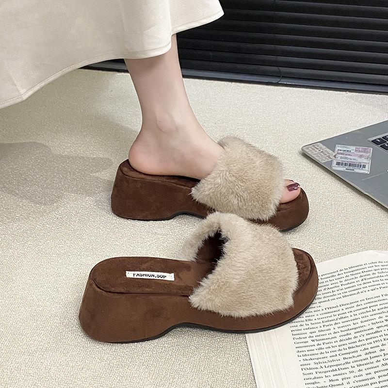 Thick-soled Fluffy Slippers Outside Women's Shoes, New Retro Niche Leopard Print One-word Drag Women In Autumn and Winter 2025
