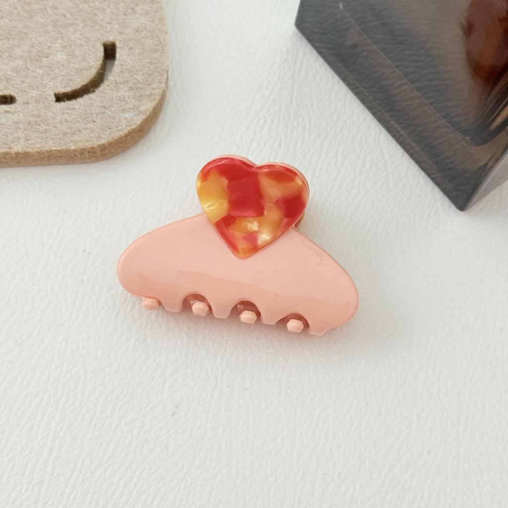 Elegant Korean Style Retro Heart Acetate Claw Clip for Hair