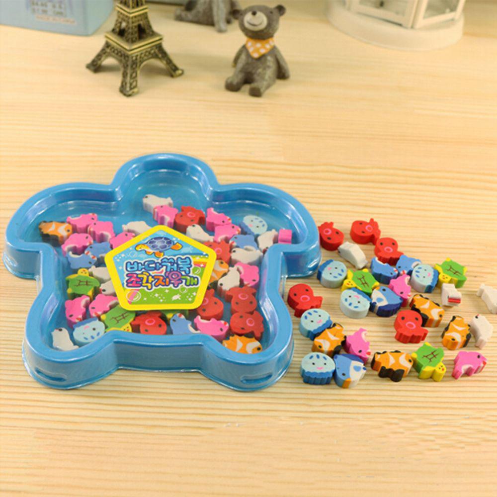 Color Random Novelty Student Supplies New Christmas Style Animal Cartoon Shape Rubber Pencil Eraser
