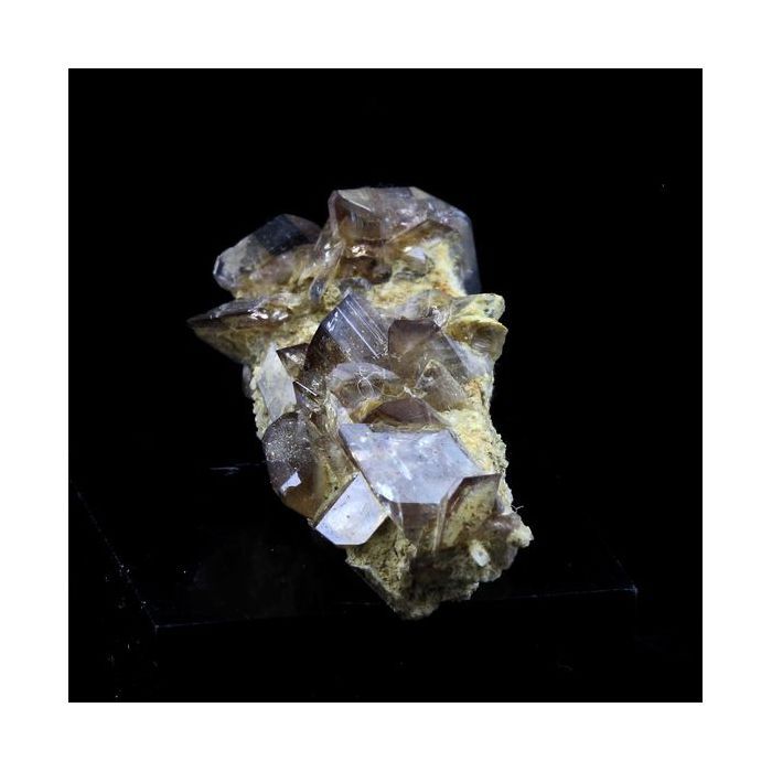 Pierres et Minéraux. Axinite. 13.0 ct. La Balme d'Auris, Bourg d'Oisans, Isère, France..