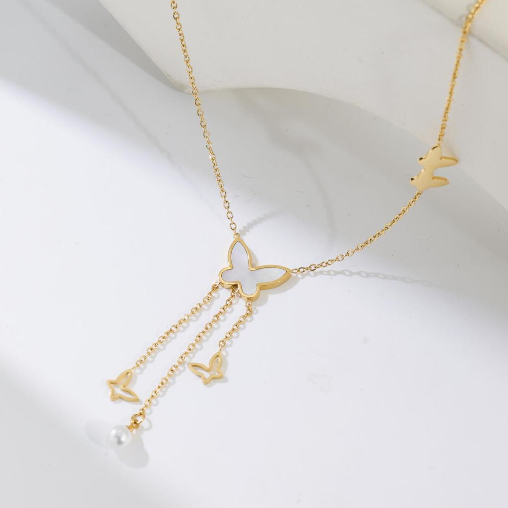 Titanium Steel Necklace Women'S Niche Design Sense Shell Pearl Pendant Wind Versatile Collarbone Chain Jewelry