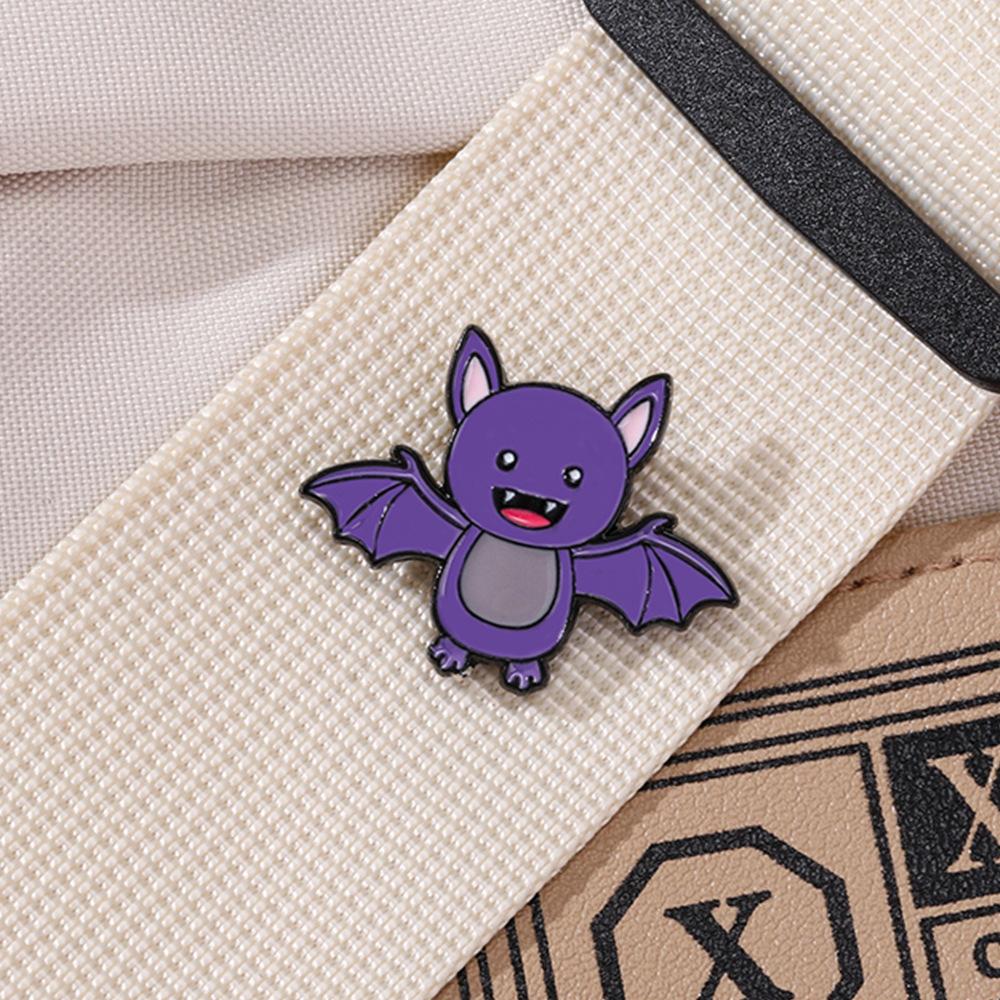 Enamel Drip Oil Alloy New Cross-border Cute Bat Brooch, Cartoon Enamel Badge, Decorative Lapel Pin for Backpack Clothes Accessories