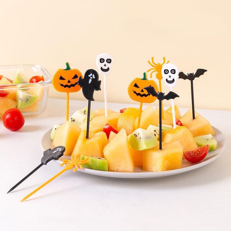 50PCS Plastic Halloween Toothpicks Halloween Cupcake Topper Ghost Bat Spider Fruit Toothpicks Halloween Party Cake Decorations