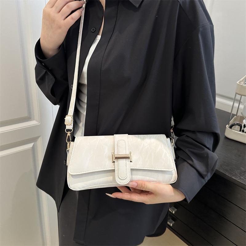 Ladies belt texture exquisite solid color 225 summer new large capacity simple crossbody armpit small square bag