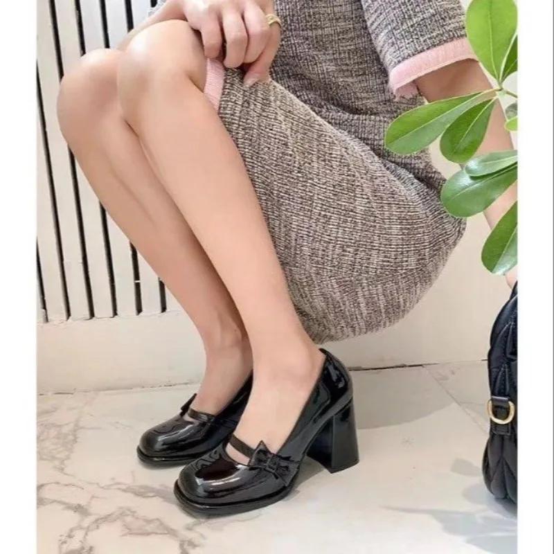 

Мода 2025Сладкий бант Высокие каблуки Слипоны Обувь Мэри Джейн Женские Милые Туфли-лодочки из лакированной кожи с круглым носком для вечеринок Tacones 35 чёрный