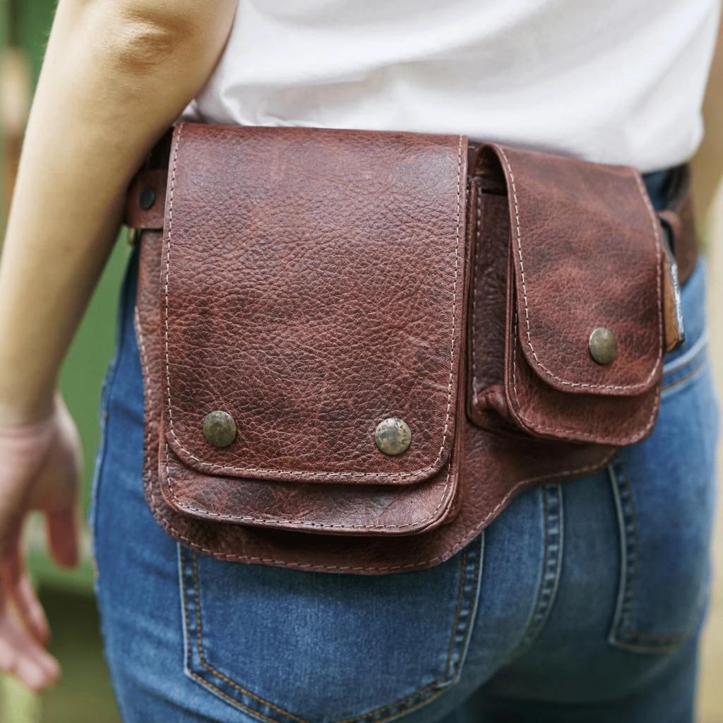 Medieval Viking Vintage Leather Outdoor Fanny Pack Belt Halloween Cosplay Costume Dress Up Props