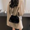 Women's High-End 2025 Plush Shoulder and Messenger Bag - Versatile Autumn/Winter Bucket Bag