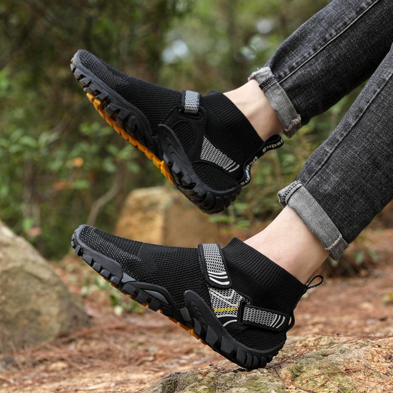 Fashion Men Hiking Shoes Mountain Desert Climbing Shoes High Quality Sneakers Platform Outdoor High Top Shoes Breathable Trekking Boots