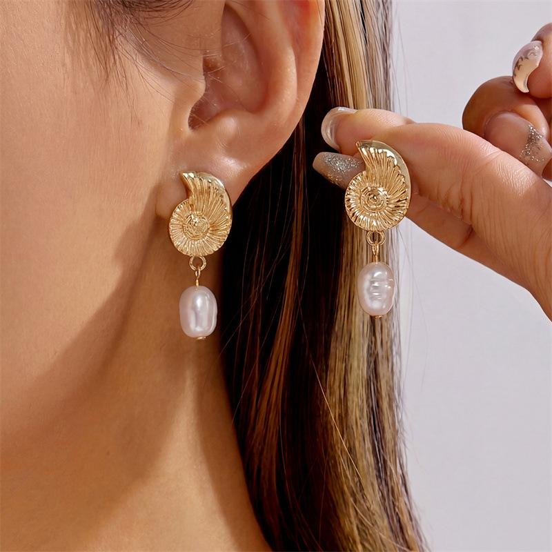 2Pcs Non-Tarnish Ocean Style Conch Earrings Simulated Pearl Geometry Shape for Women Anniversary Jewelry Gifts