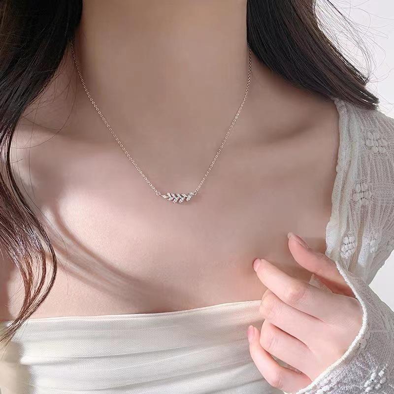 925 Sterling Silver Leaf Necklace - 2023 Trendy Women's Spring Clavicle Design