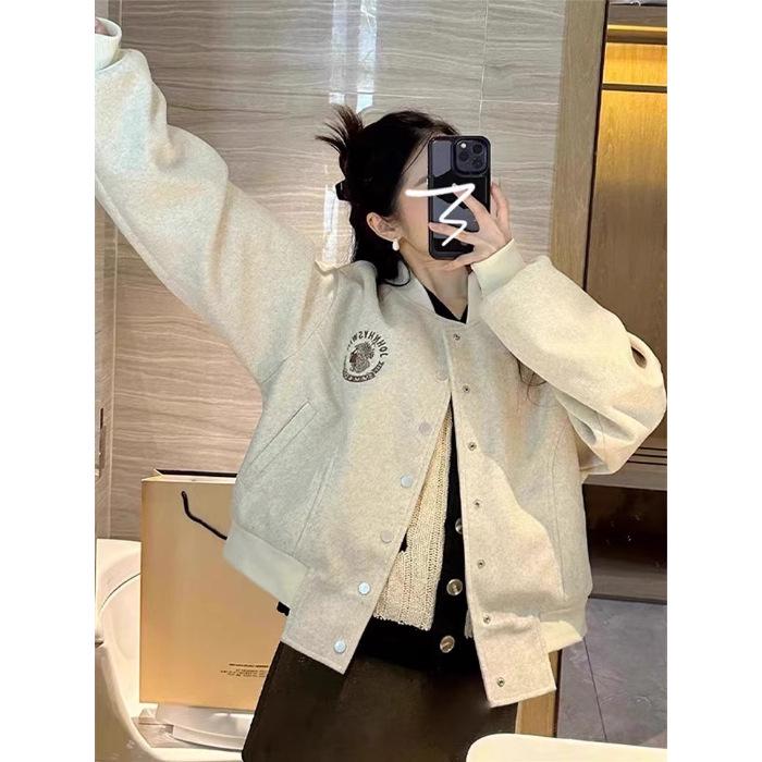 

Женская маленькая американская бейсбольная куртка - Осень/Зима 2024 Повседневный короткий топ L