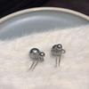 Cool Gray Pearl Bow Earrings Women's French Retro Light Luxury Exquisite Stud Earrings Autumn and Winter High-end Earrings Tide