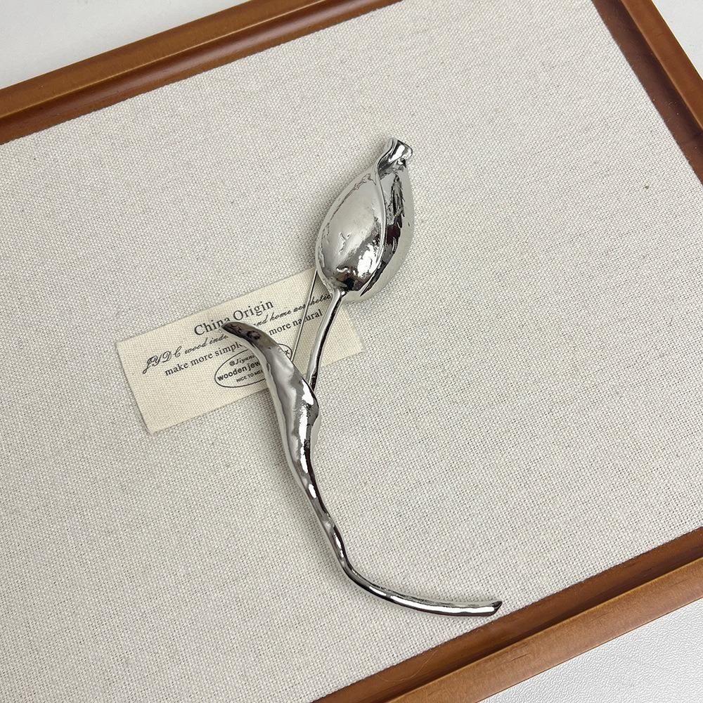 Electroplate Tulip Brooch Exquisite Clothing Pin Accessories Personality Suit Charm Deco Party