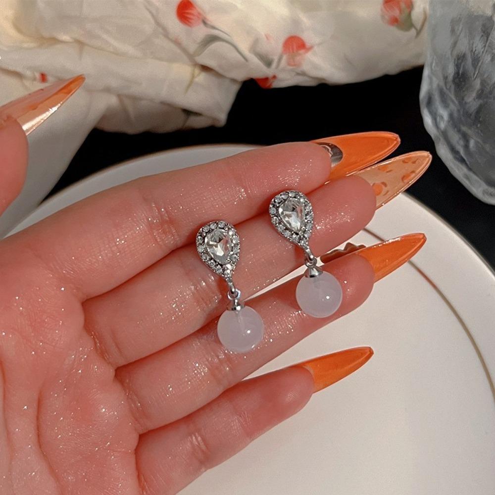 Cercei cu perle Cercei de damă de înaltă calitate