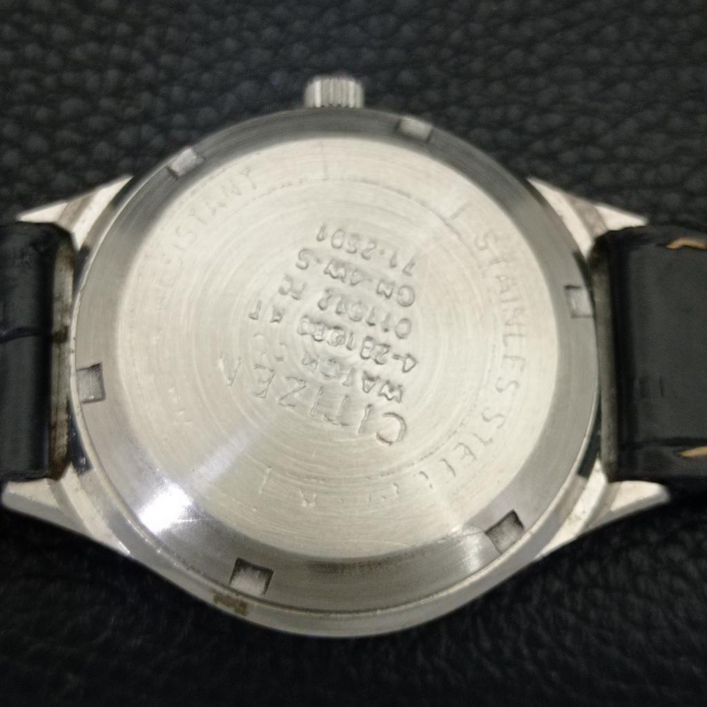 JAPAN VINTAGE CITIZEN AUTOMATIC 8200 MENS BLACK COLOR DIAL WATCH A702743-1 R210-a702743