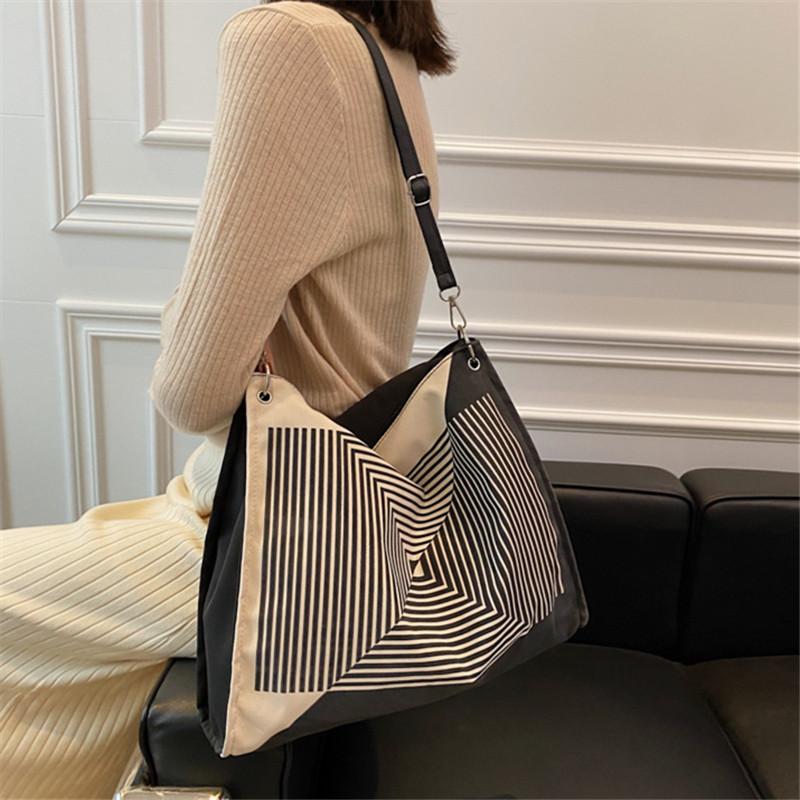 Women's Canvas Shoulder Bag Striped Printed Casual Totes  for Ladies Fashion Vintage Armpit Shopping Handbag