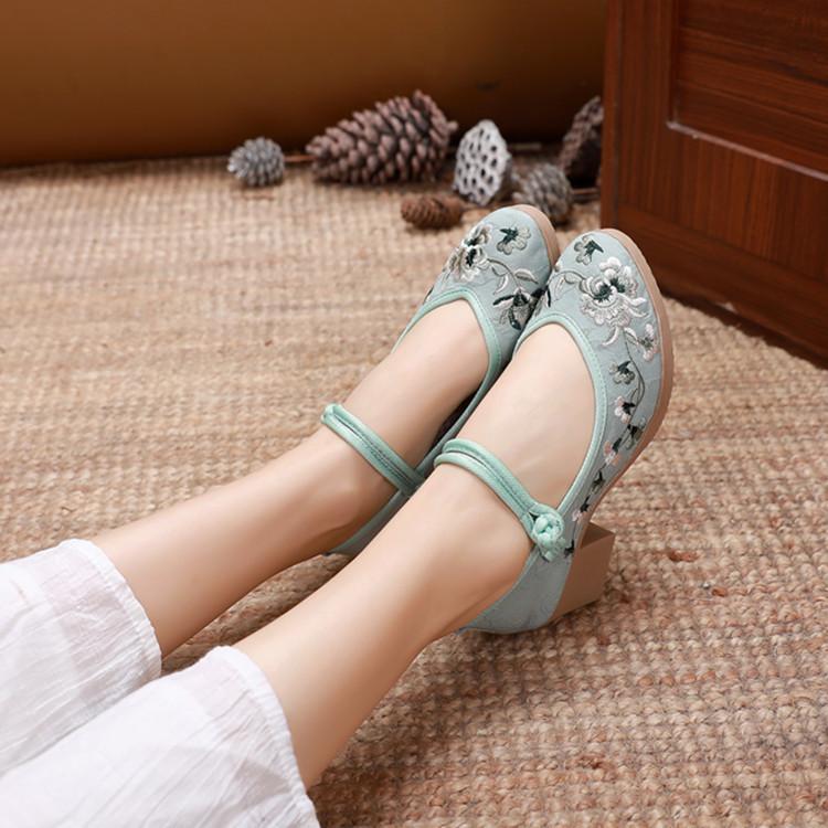 Fashion Women's Summer New Chinese Style Hanfu Shoes Fashion Vintage Flowers Embroidery Round Toe High Heel Cloth Shoes Zapatos De Mujer